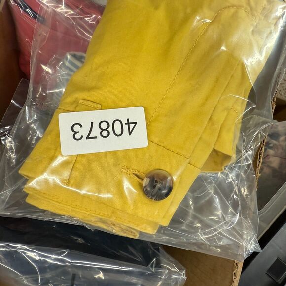 Old Navy Shorts Women 0 Yellow Mid Rise Chino Pockets Cotton Everyday Short - Picture 9 of 9